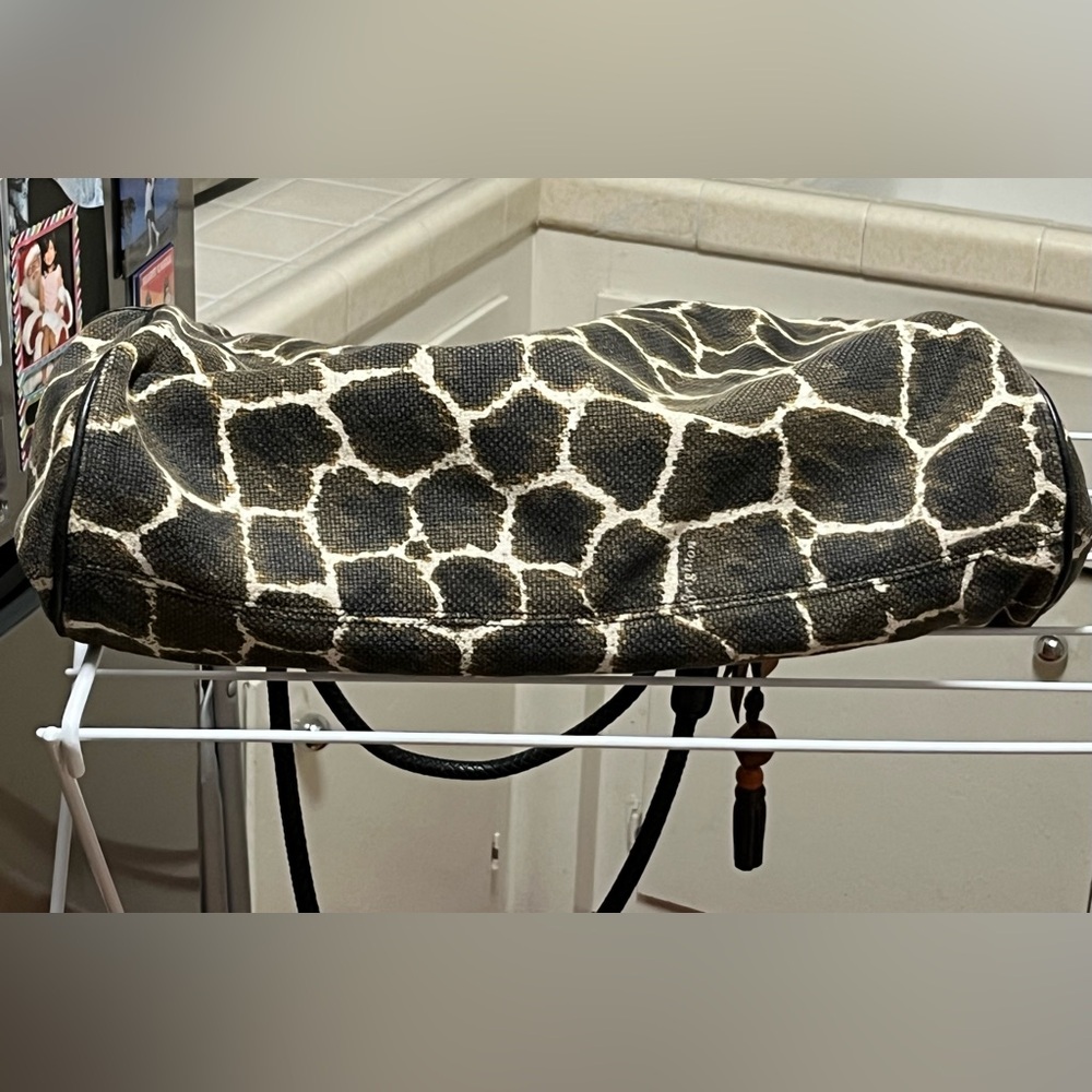 Brighton Giraffe Print Hobo Bag Retired EUC - Picture 13 of 16